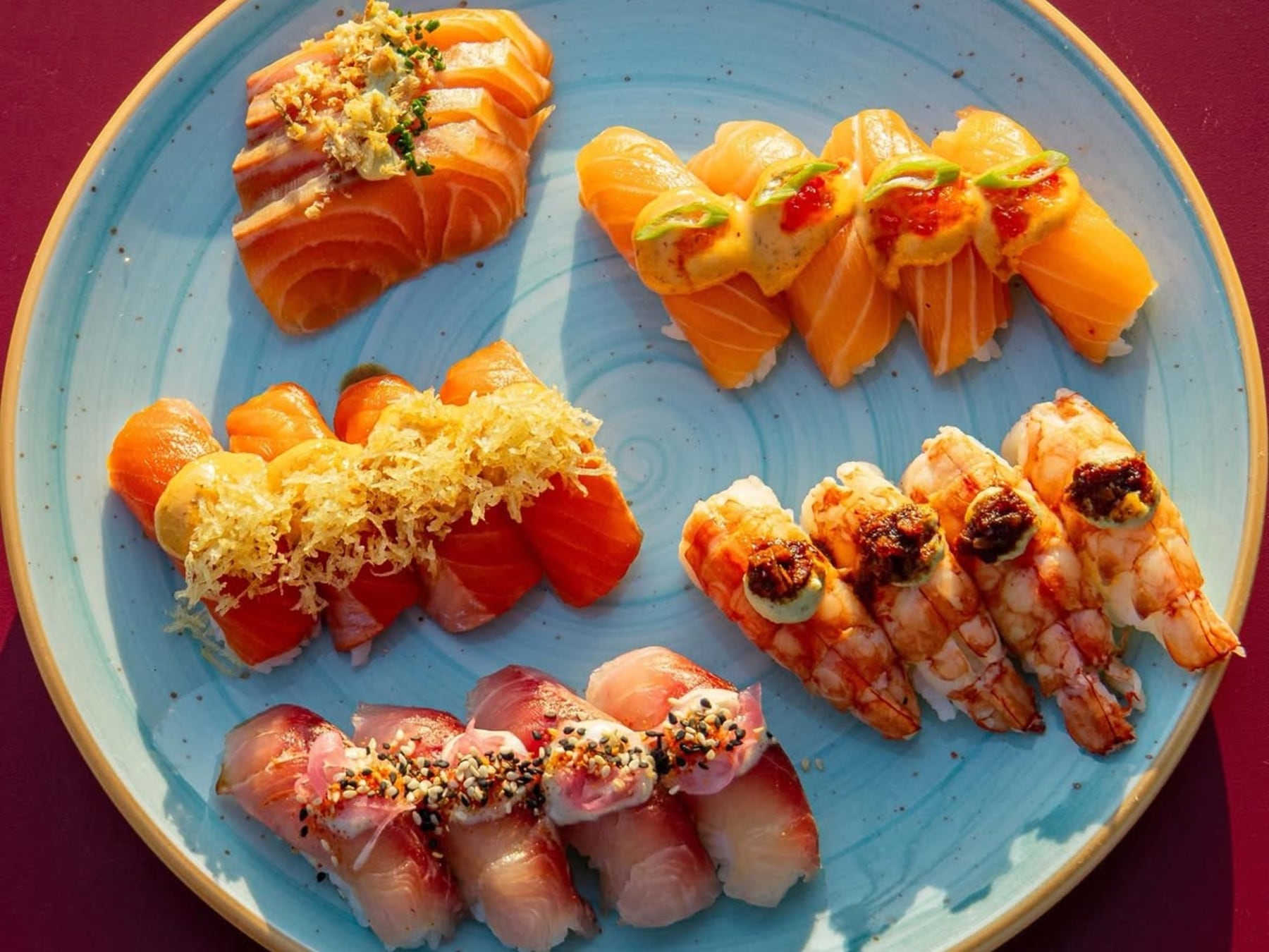 Ikebana: una izakaya en Palermo Soho donde el sushi convive con ramen, gyozas y trucha en formato poke