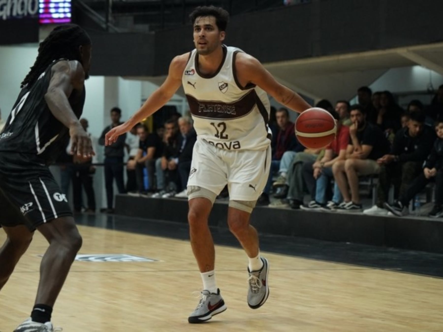 Platense se plantó en Santiago y se trajo un triunfazo que vale oro