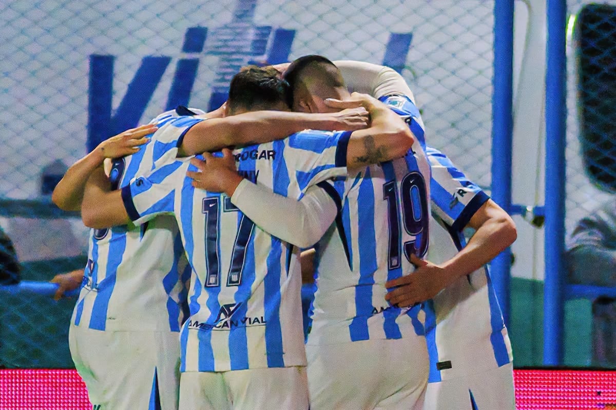 Racing arrancó con el pie derecho en la transición menos pensada