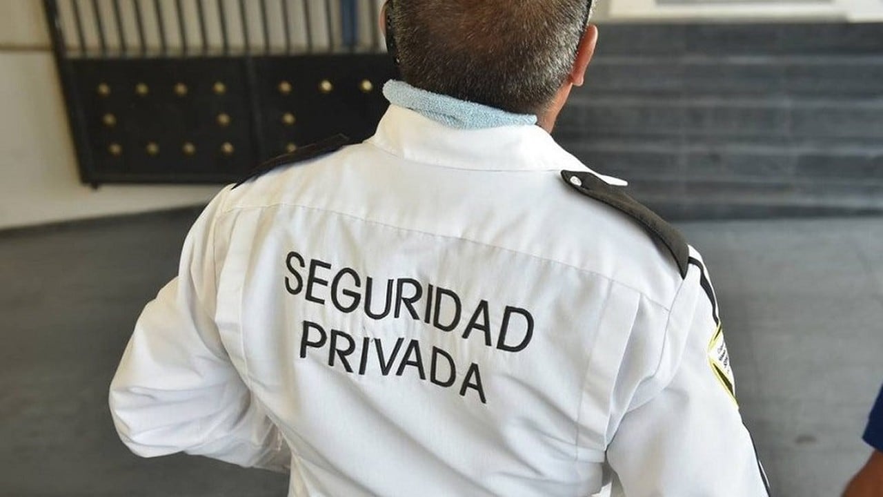 La escala salarial del vigilador general cerró octubre en $1.838.200 y se encamina a $1.930.000 en diciembre