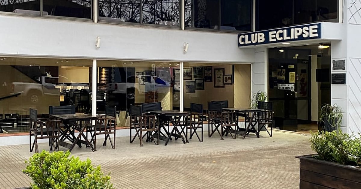 Una nena de 8 años murió tras caerle un arco en el gimnasio de un club de Villegas