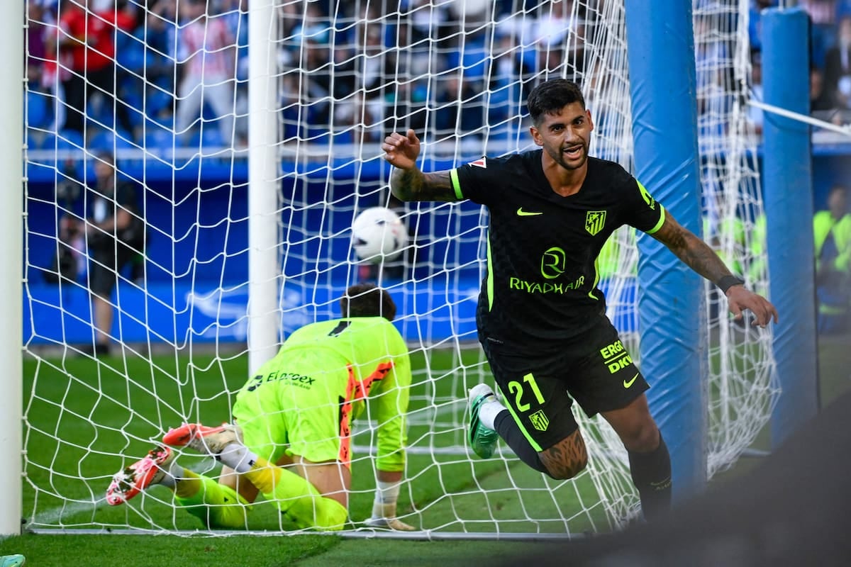 Cuti Romero la clavó de cabeza y le dio tres puntos de oro al Atleti en Mendizorroza