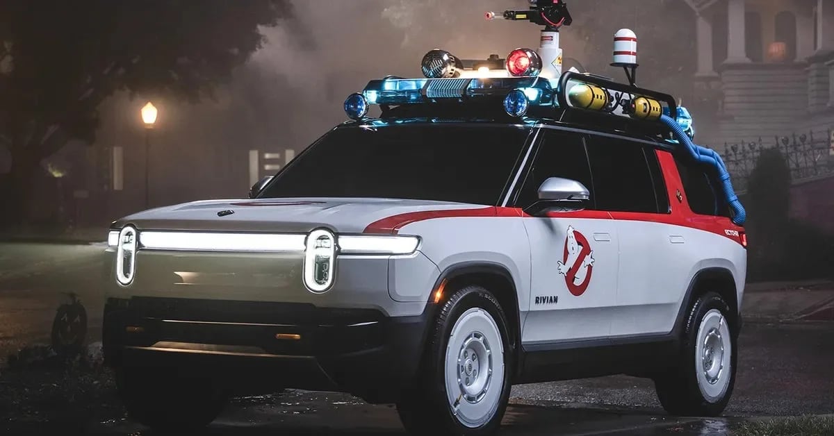 Bill Murray, otra vez con la mochila de protones al hombro, ahora al volante de una camioneta eléctrica