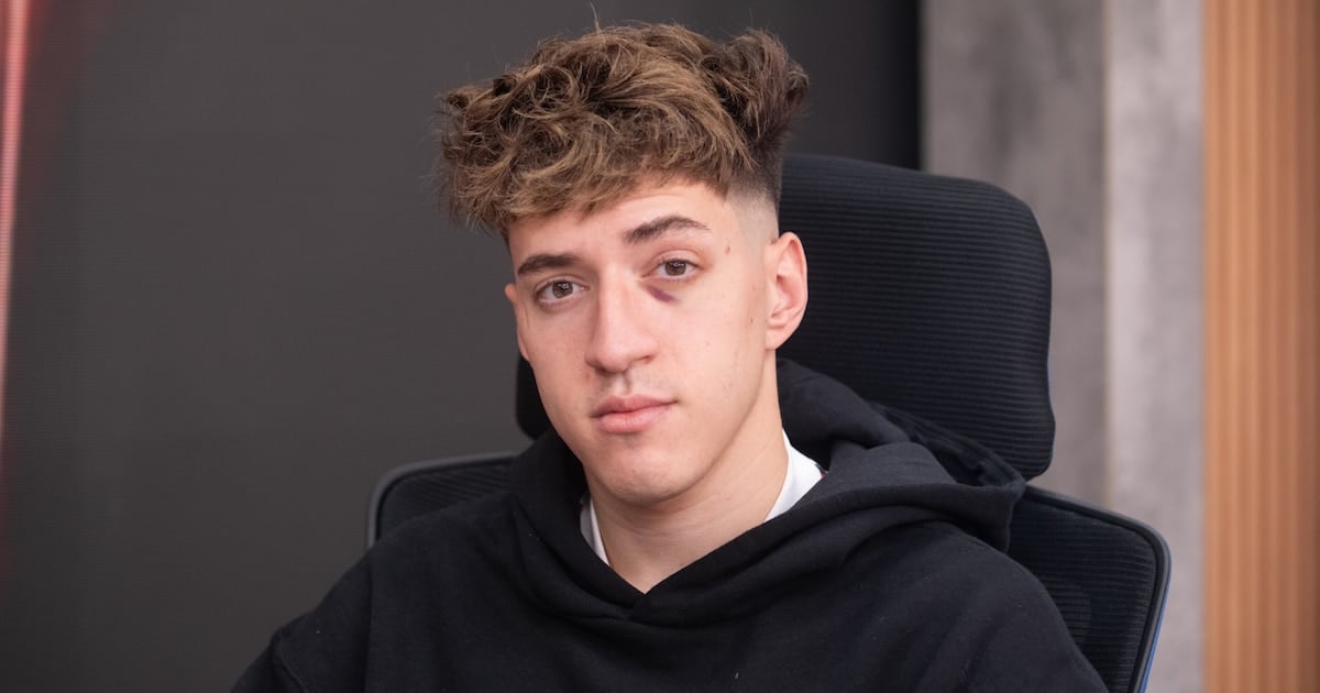 El pibe del streaming se sienta en la mesa grande: Baulo debuta con Tinelli