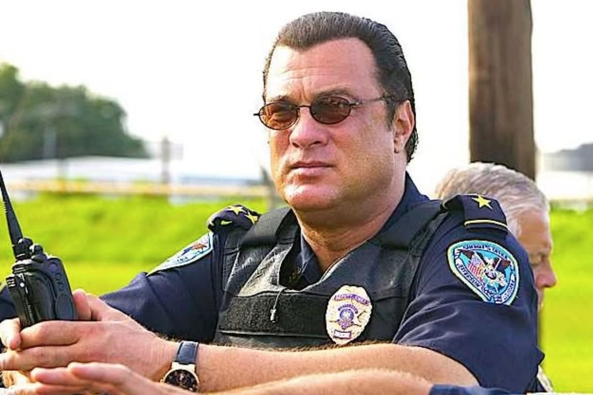 Steven Seagal cambió la cámara por la frontera: ahora patrulla el desierto de Texas con su aikido bajo el brazo