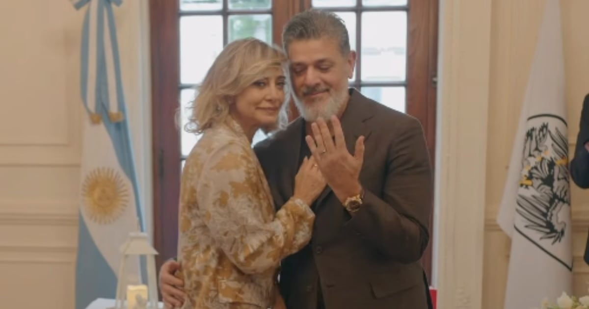 Andrea y Pablo dijeron "sí" en una sala con chimenea y se vienen tres bandas internacionales a la fiesta