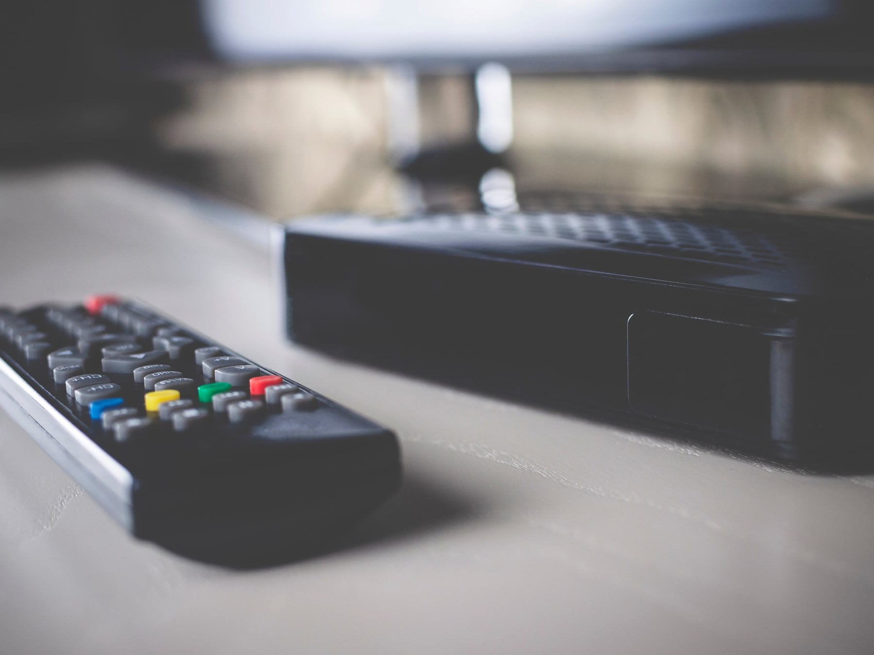 TV boxes baratas: el riesgo invisible que ya viene dentro de la caja