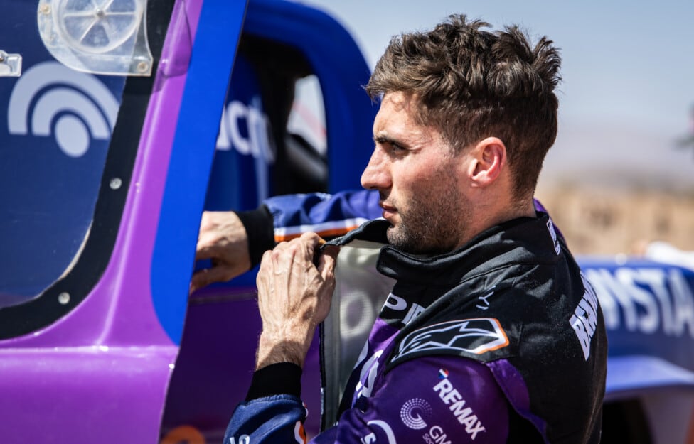 Benavides no se baja: "Creo que el Dakar se va a correr" y sigue entrenando como si nada