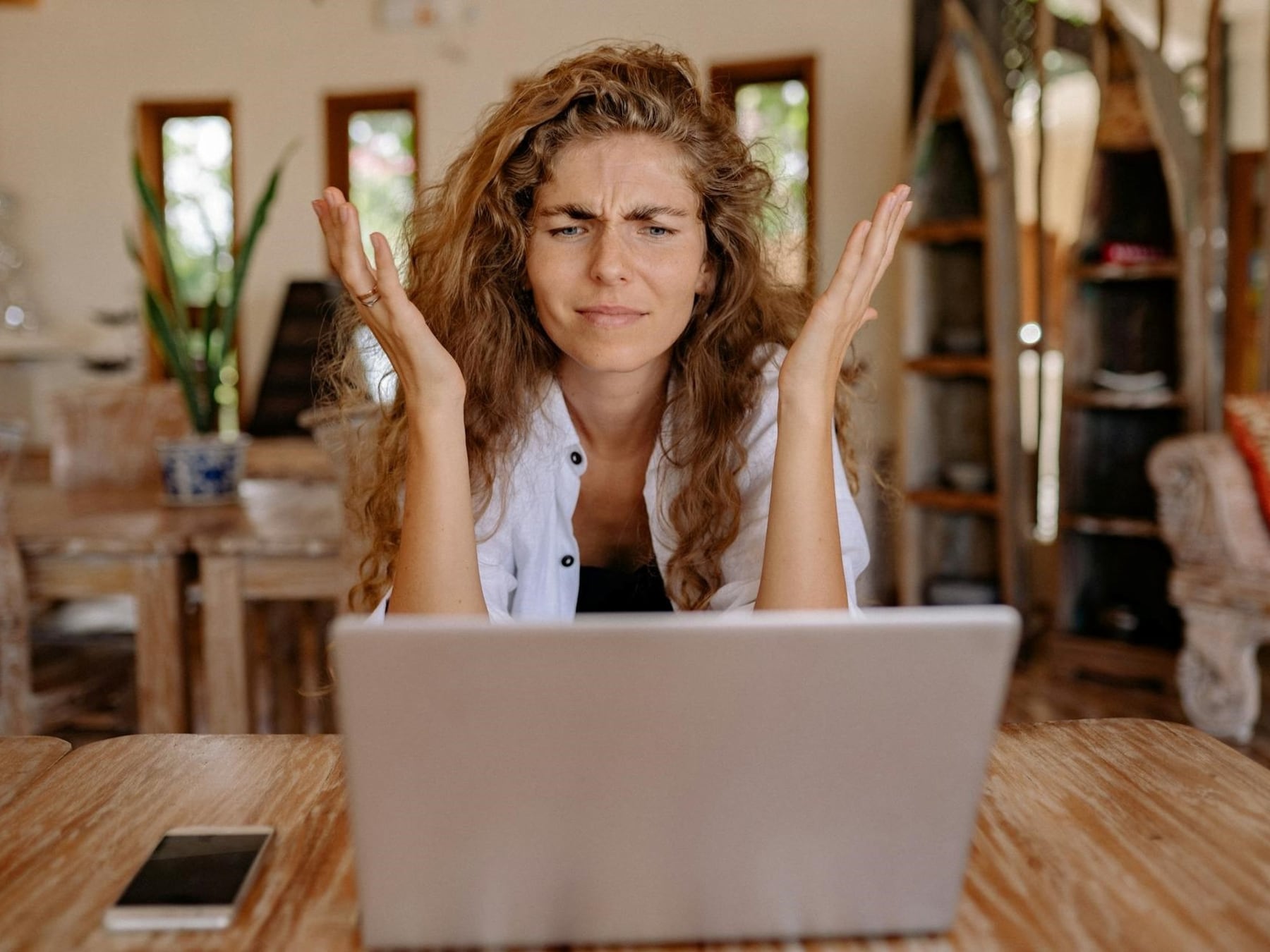 Cortisol: la hormona de moda, los gurúes de turno y lo que de verdad dice la endocrinología