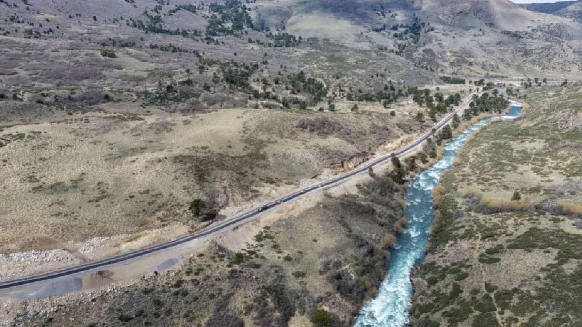 A 187 kilómetros del cruce con Chile: la Ruta 23 deja atrás el ripio entre Aluminé y Villa Pehuenia