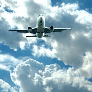 La Argentina se mantiene como el país de la región donde más impuestos pesan sobre los pasajes internacionales emitidos en el país