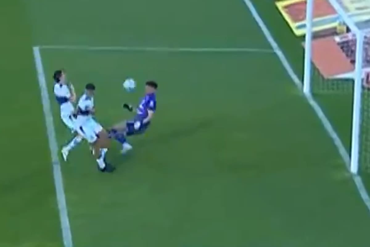 Un gol de manual y un cañonazo de Franco Torres llevan al Lobo a la cima