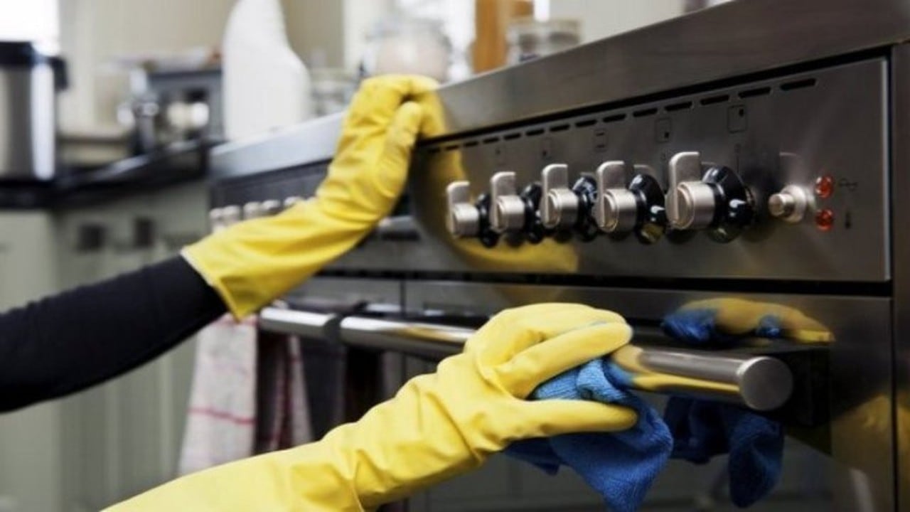 El trabajo doméstico por hora tendrá dos ajustes finales de 1,6% en 2026