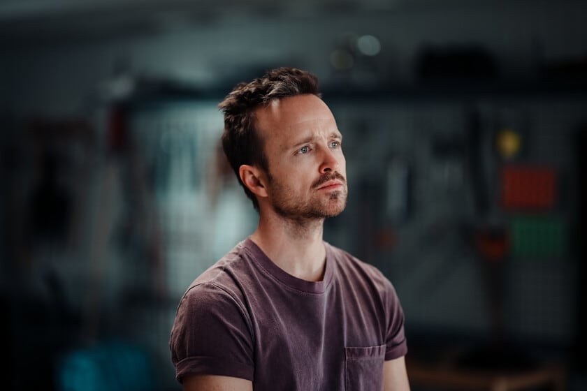 Aaron Paul quedó en el corner: Clayface prefirió un Matt Hagen sin pasado familiar